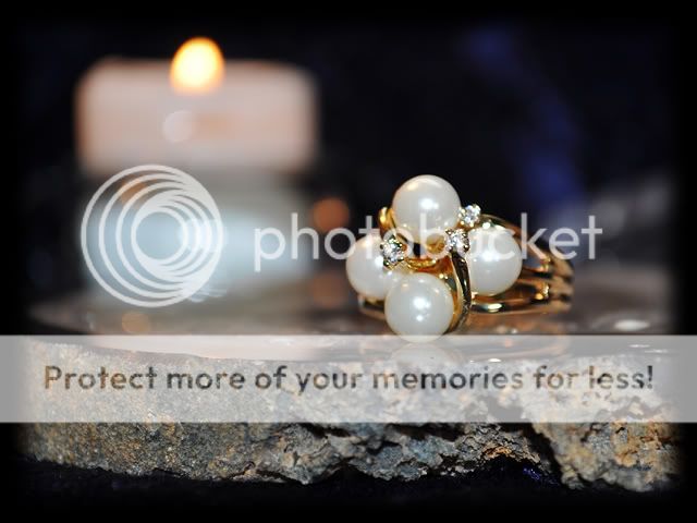 http://i710.photobucket.com/albums/ww101/lothorianmagick/DSC_0439x1.jpg