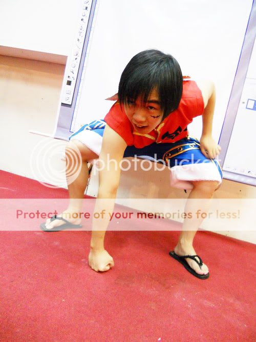 oct-031.jpg picture by norramon_bucket